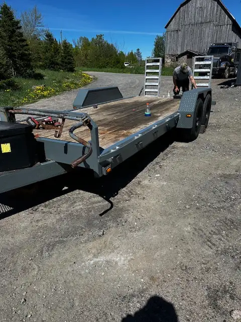 7 ton corn pro trailer in Cargo & Utility Trailers in Muskoka - Image 2