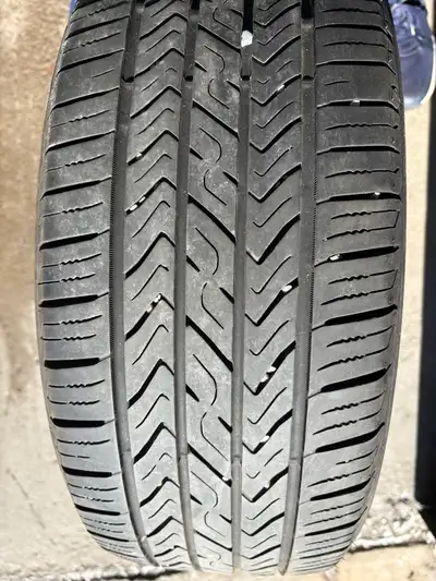 Set of 4 Toya Extensa Tires 205 55 R16 80% tread