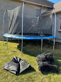 15 Foot Trampoline with Extras