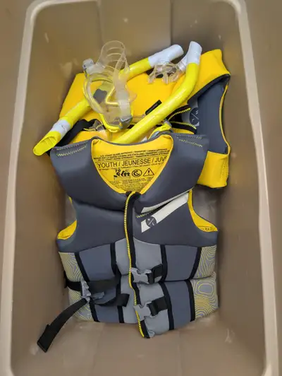 Like new Hyperlite Wake Life jacket & snorkel set for 55-88lb/25, View more