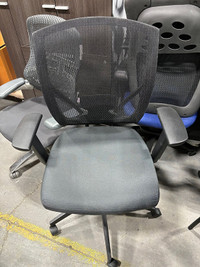 Global Ibex Chair-Excellent Condition Call Us NOW!!!!!