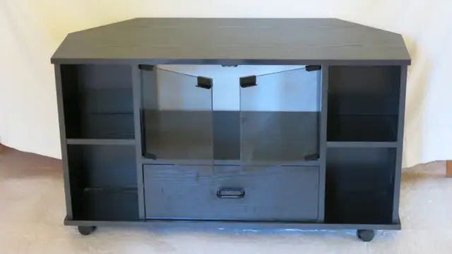 TV AUDIO Stand / Cabinet in TV Tables & Entertainment Units in Cranbrook - Image 2