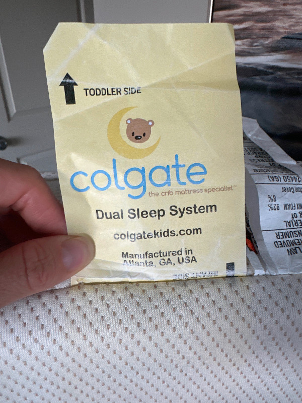Colgate Eco Classica III Dual Firmness Foam Crib Mattress in Cribs in Calgary - Image 3