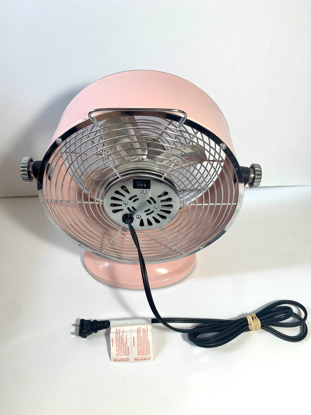 Windream 2 speed electrical fan in Other in Mississauga / Peel Region - Image 3