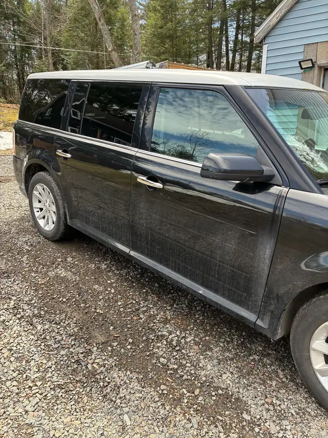 FORD FLEX 2010521238968009369602