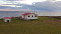 3 Bedroom Oceanfront Cottage Easy beach access no stairs.