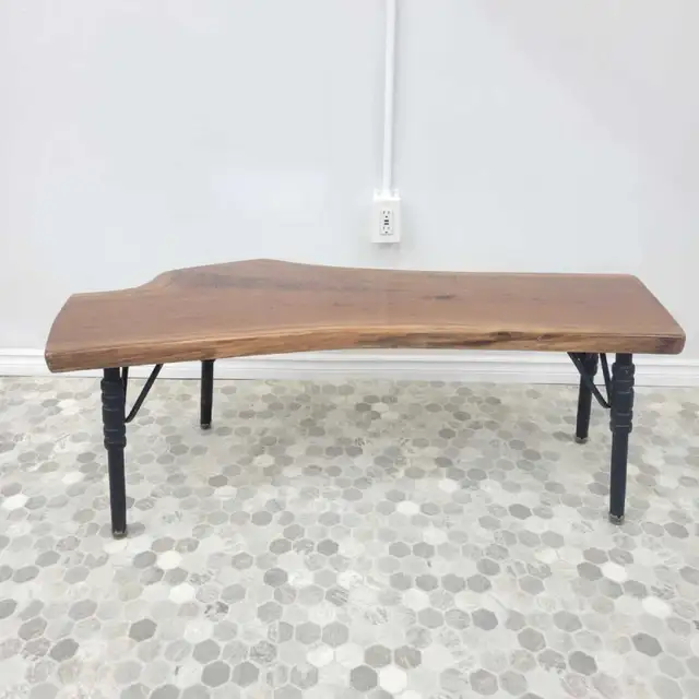 Live edge black walnut  coffee table or bench (pick up sarnia) in Coffee Tables in Chatham-Kent - Image 9