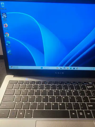 SGIN Model M15 15"6 screen Windows 11 Intel N4210 4gb DDR4 128gb + 256gb Can connect internet for yo...
