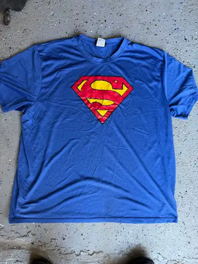 Superman 2XL Shirt, View more