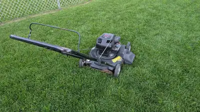 MTD Yard Machines Briggs & Stratton 20-inch Lawnmower, View more