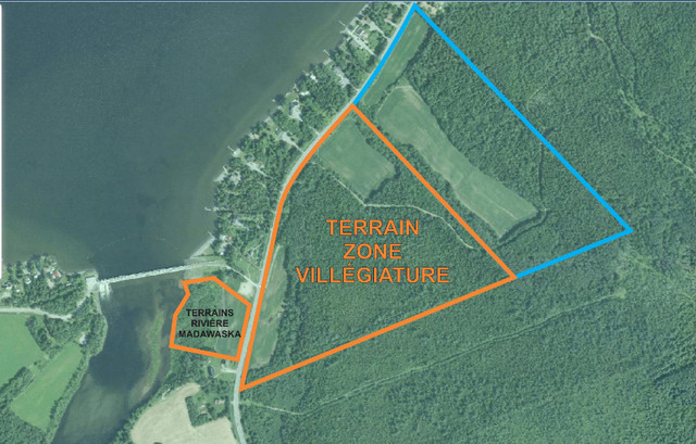 Terrain zone villégiature Dégelis in Land for Sale in Edmundston