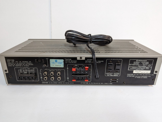 Pioneer SX-303 Stereo Receiver dans Appareils électroniques  à Ville de Toronto - Image 3