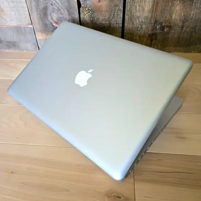 Macbook Pro Mid 2012 15" | Intel i7 | 16 Gb RAM | SSD 256 Gb in Laptops in Laval / North Shore - Image 11