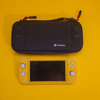 Switch Lite Yellow + Case, View more