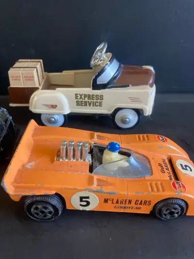 Vintage Gulf McLaren Car Hong Kong M8A 1:43 Scale Metal 8$ Corgi Junior Vintage 1977 Charlies Angels...
