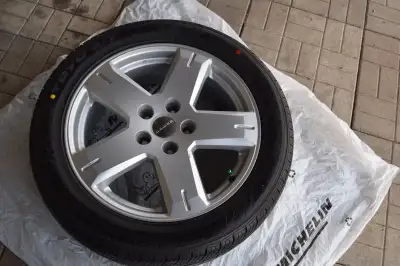 4Like new225/55r19Toyo Open Country A/S tires Dodge wheels 5x1274x225/55r19Toyo Open Country All sea...