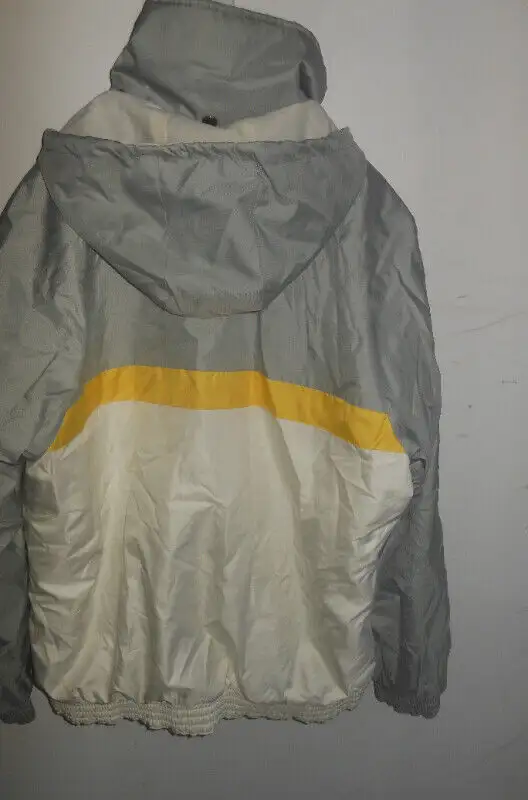 ski jackets in Men's in City of Montréal - Image 6