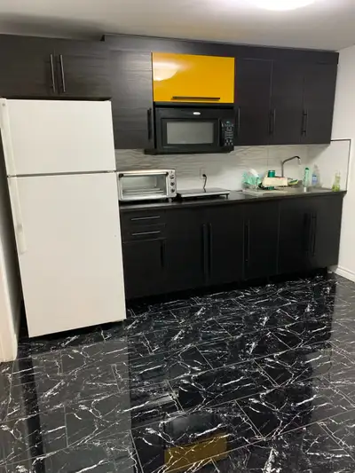 Room For Rent in Basement- Oakvillle