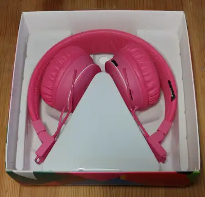 GranVela NIA X2 Bluetooth Headphones 4 in 1 Like New in Box, View more