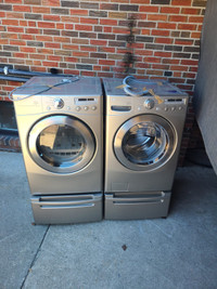 Like new Lg “27” washer and GAS dryer set for sale 