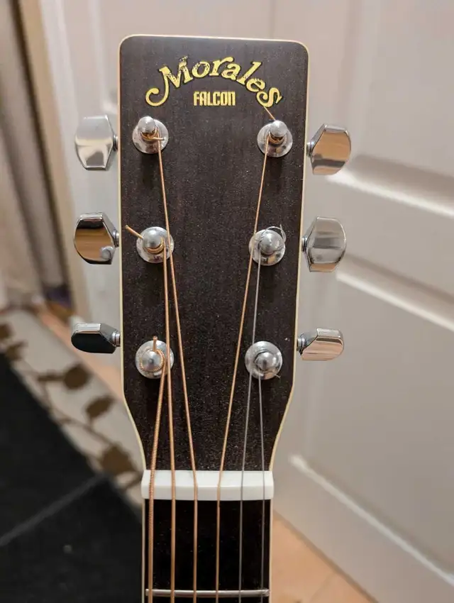 Vintage Morales M-20 Acoustic Guitar in Guitars in Peterborough - Image 9