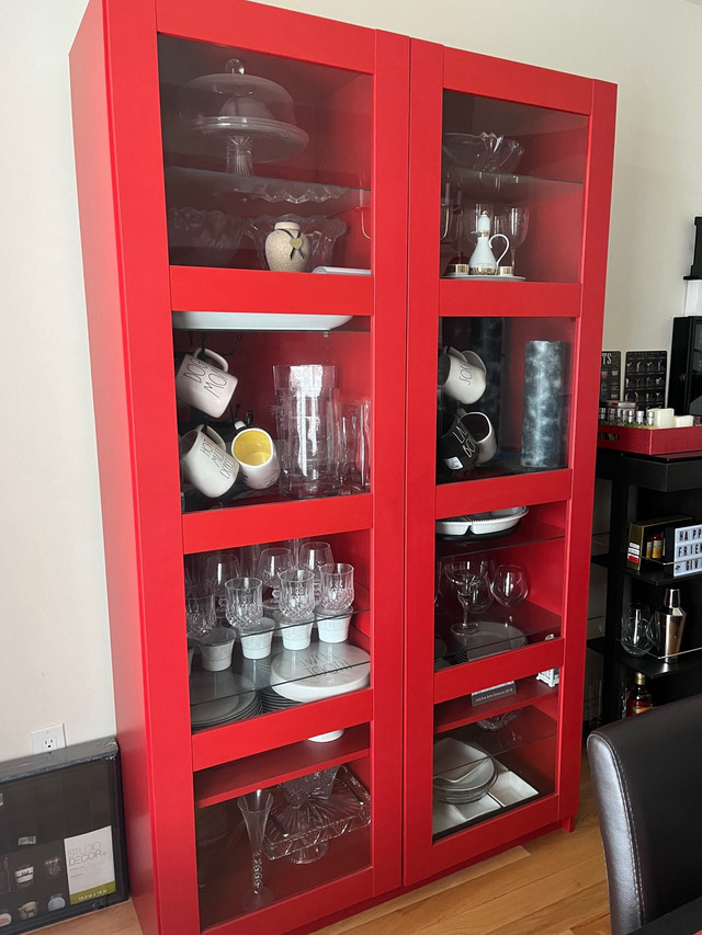Large red hutch - mint condition  in Hutches & Display Cabinets in Markham / York Region