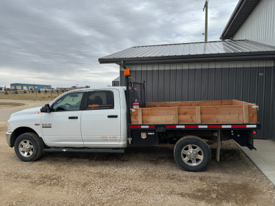 2012 Dodge 2500 Flat Deck 