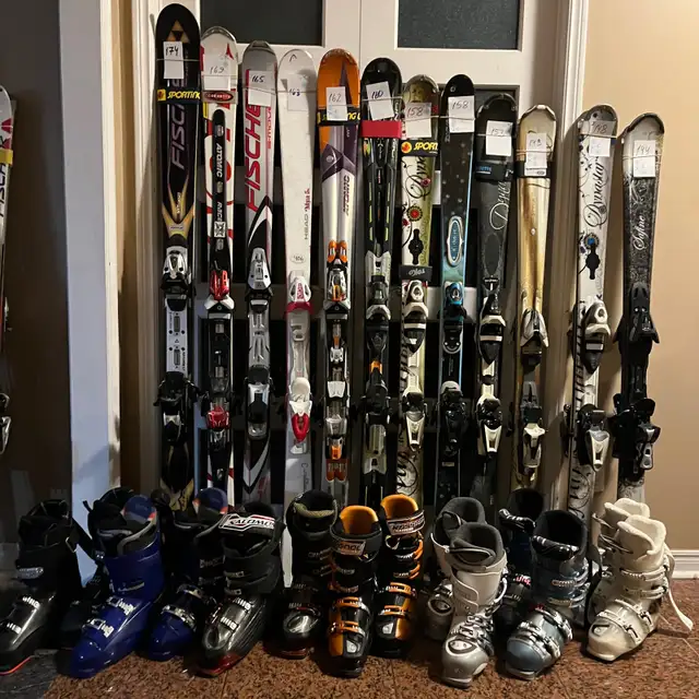 Nice ski with boots  in Ski in Markham / York Region - Image 3
