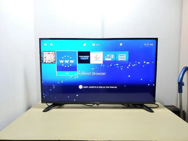 Sharp 40'' LC-40N5002U 1080p LED SMART TV in TVs in City of Toronto - Image 2