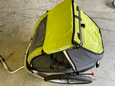 Carriole MEC, bike stroller , View more