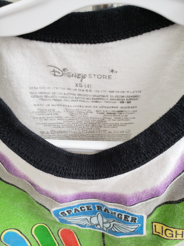 Disney Store Buzz Lightyear T-Shirt - Size 4T in Clothing - 4T in Calgary - Image 3
