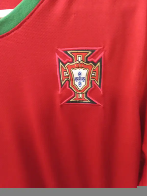 Nike FPF Portugal Soccer Jersey in Soccer in St. Catharines - Image 6