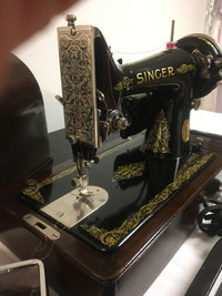 Antique sewing machine singer model 99-13
