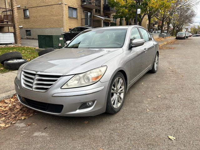 Hyundai genesis v8 4.6 2010 dans Autos et camions  à Ville de Montréal