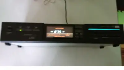 Sansui T-900 Quartz PLL Synth. Tuner -good cond.-Japan, View more