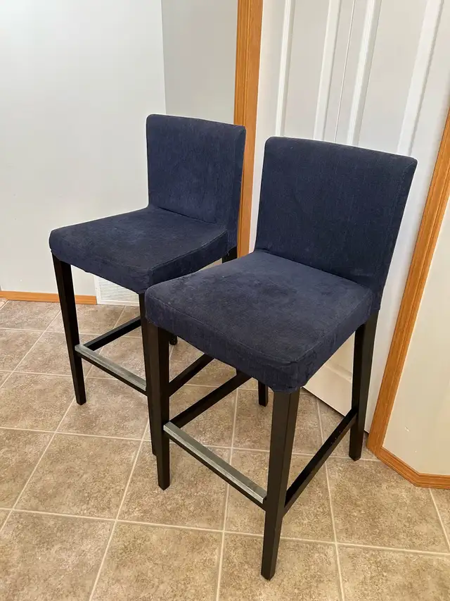 IKEA Bar Stools Dining Chair, Counter Height(One left) in Chairs & Recliners in Calgary - Image 2