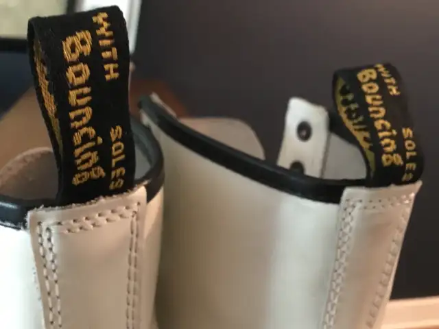 Doc Martens Boots White Womens’ Size 8US or 38EU in Women's - Shoes in Kawartha Lakes - Image 5
