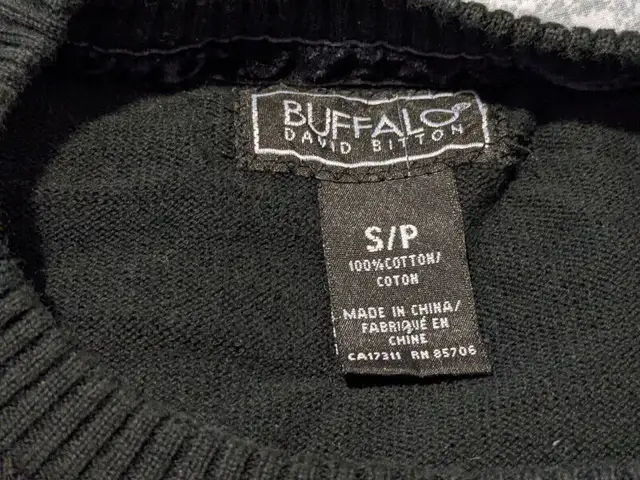 Men's Sweaters Size Small in Men's in Edmonton - Image 3