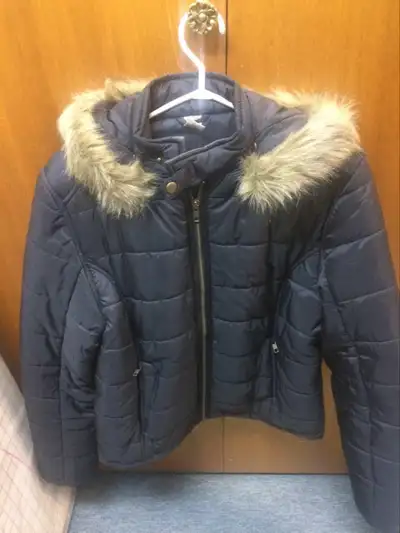 Black Women's Jacket Size Medium, View more