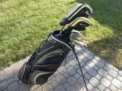 Men’s Right Hand Nike Golf Club set and New Carry Bag, View more