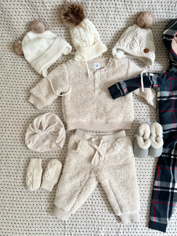 Winter Baby Clothing 0-12M | 20 pieces | AestheticGenderNeutral in Clothing - 3-6 Months in Mississauga / Peel Region - Image 3