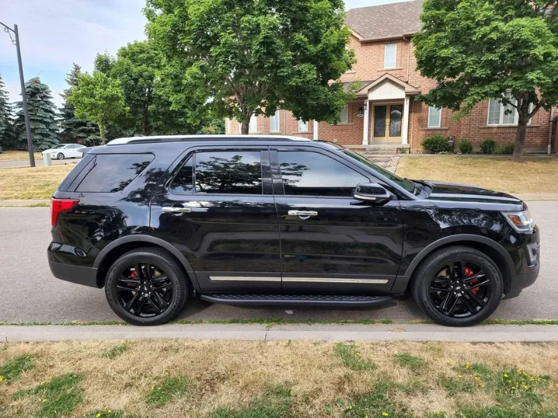 2016 Ford Explorer Limited - Black on Black - Amazing Condition