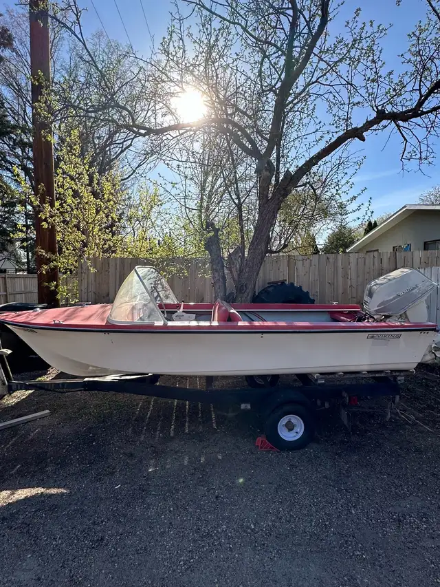 1966 Viking Barracuda in Powerboats & Motorboats in Saskatoon - Image 7