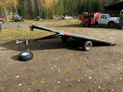Tilt deck GVW 1400KG 2021 Build New lights,wiring,Bearings, Decals & Paint. New Spare tire 2” Ball 8...