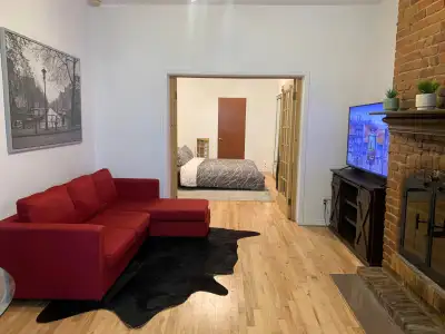 ✨ Furnished 1-Bedroom Apartment for Sublet – Downtown Montreal ✨ Fully furnished 1-bedroom apartment...