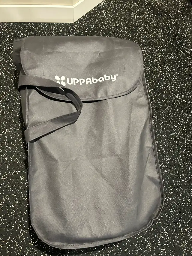 UppaBaby Version 1 Crib in Cribs in Calgary - Image 9