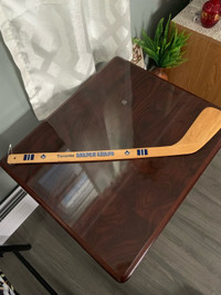 Wooden Toronto maple leaf mini stick