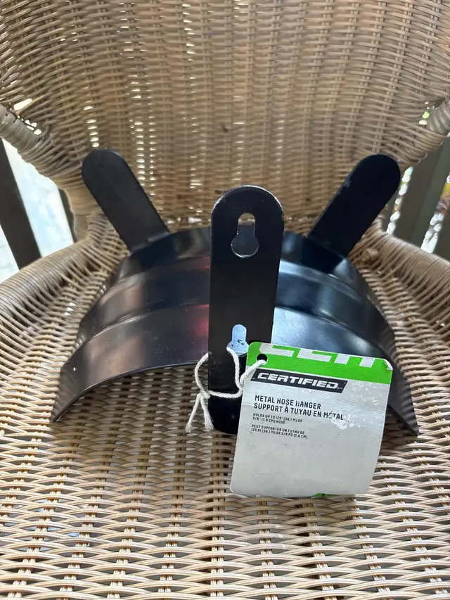 Certified Metal Hose Hanger
