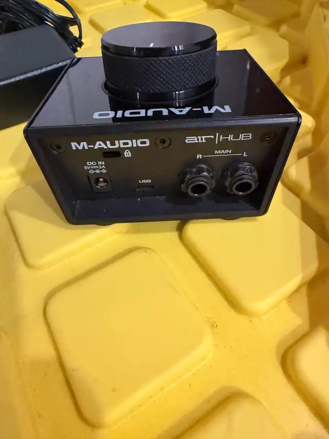 M-Audio Air Hub in Pro Audio & Recording Equipment in City of Toronto - Image 4