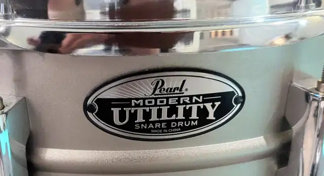 *** SOLD! *** Snare Drum and Stand in Drums & Percussion in Oshawa / Durham Region - Image 5